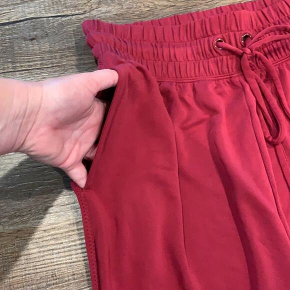 Fabletics Cherry Burst Blaine Jogger Sz S - Picture 4 of 6
